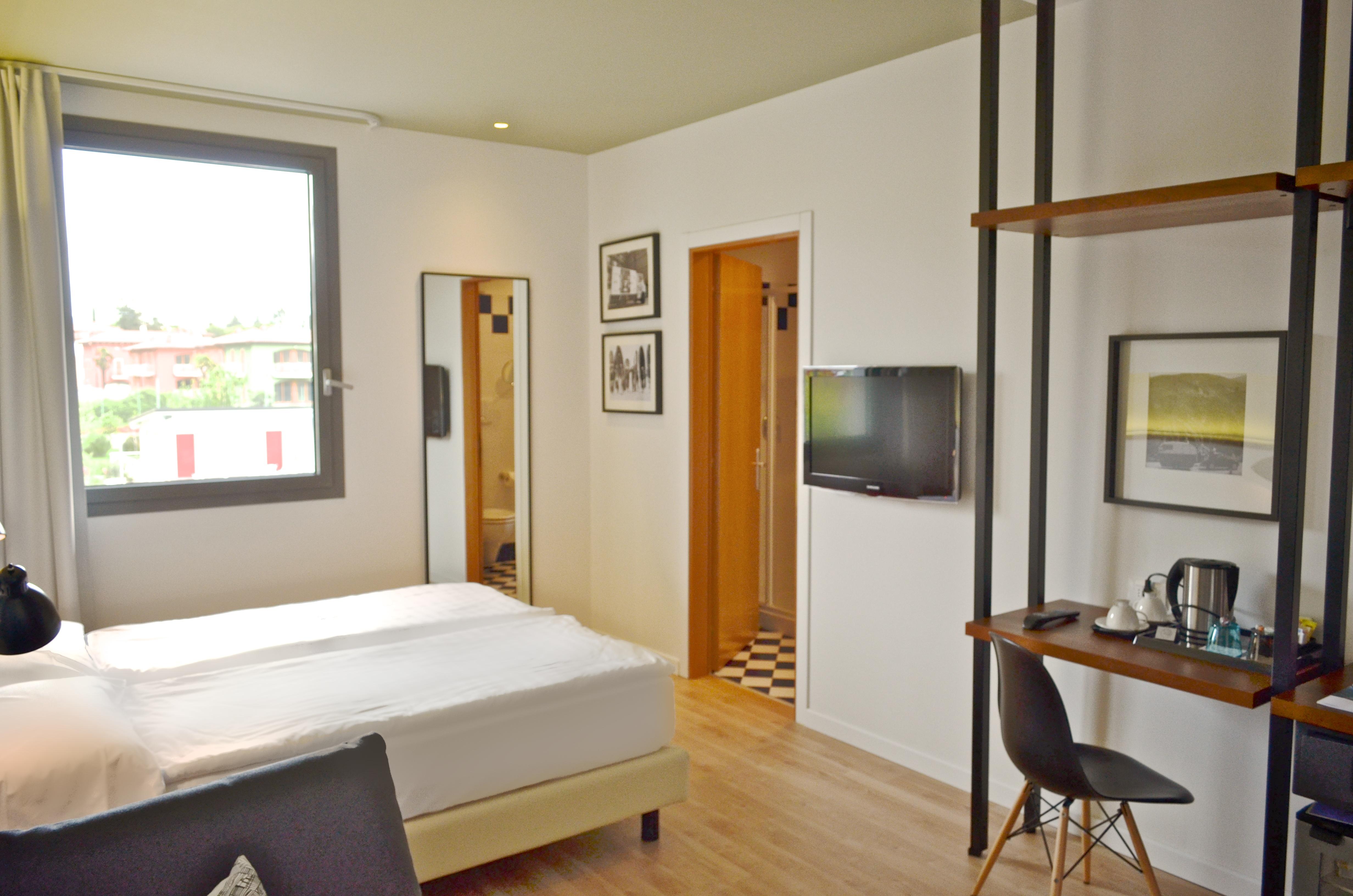 Hotel Luise Riva del Garda Esterno foto