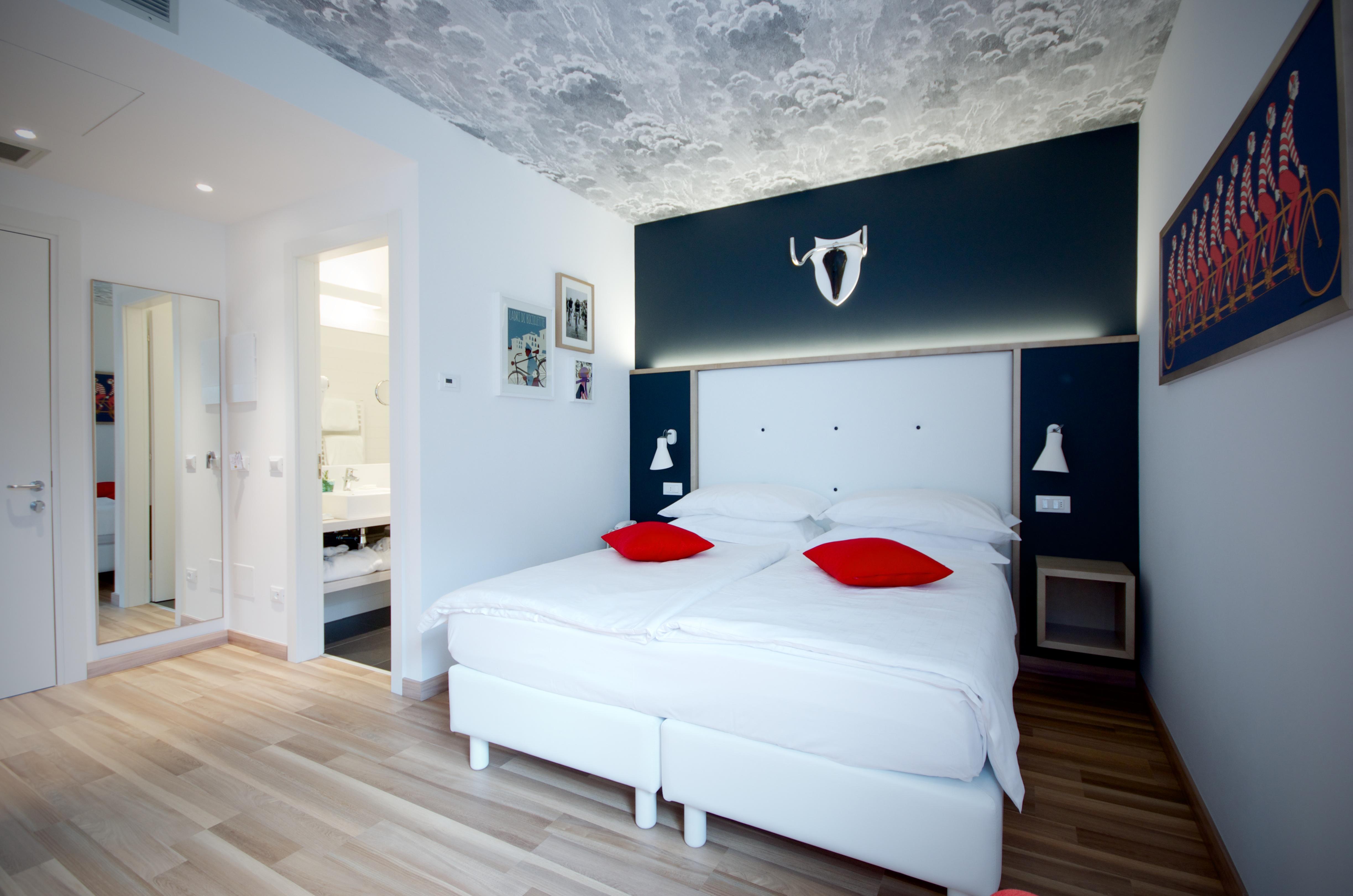Hotel Luise Riva del Garda Esterno foto